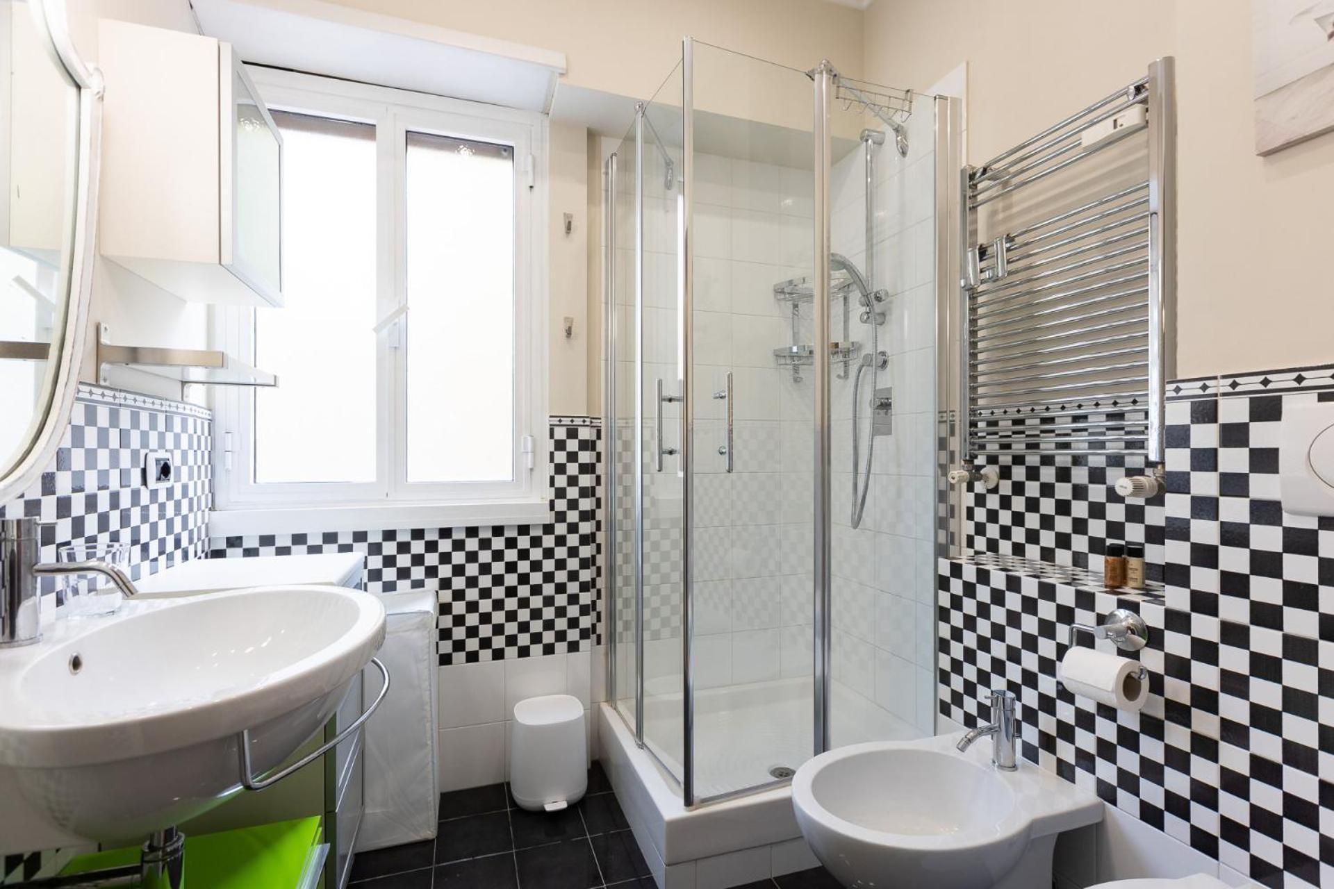 Teano House Rom